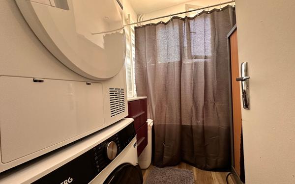 Maison à vendre    3 pièces •  Montreuil