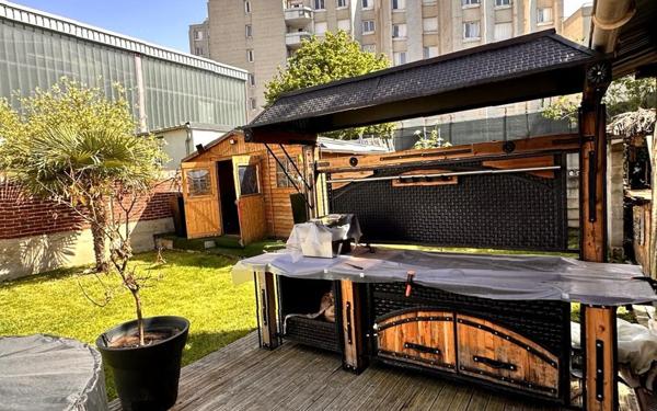 Maison à vendre    3 pièces •  Montreuil