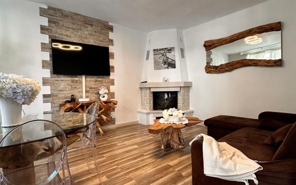 Maison à vendre    3 pièces •  Montreuil