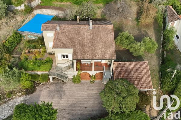 Maison à vendre 4 pièces 120 m² Saint-Étienne-de-Fontbellon