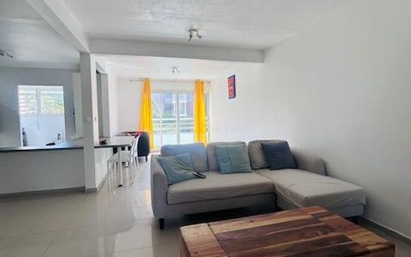 Appartement à louer    3 pièces •  Le Gosier