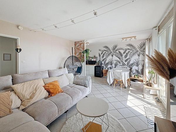 Appartement 2 chambres dont 1 avec dressing