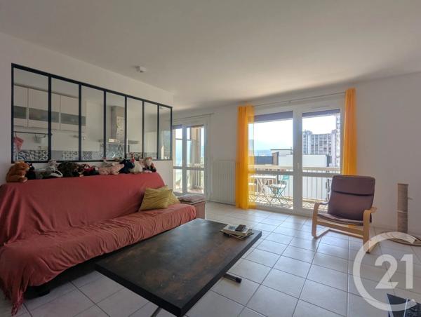 Appartement T5 à vendre  5 pièces - 107,70 m 2   GRENOBLE  - 38