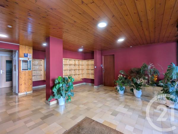 Appartement T5 à vendre  5 pièces - 107,70 m 2   GRENOBLE  - 38