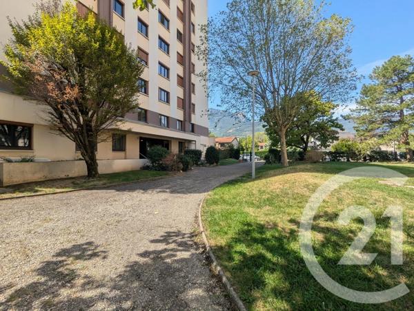 Appartement T5 à vendre  5 pièces - 107,70 m 2   GRENOBLE  - 38