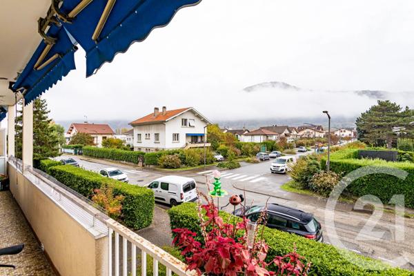 Appartement T5 à vendre  5 pièces - 107,70 m 2   GRENOBLE  - 38