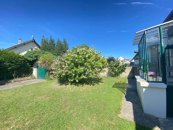 Charmante maison de 69 m2 2 chambres jardin garage