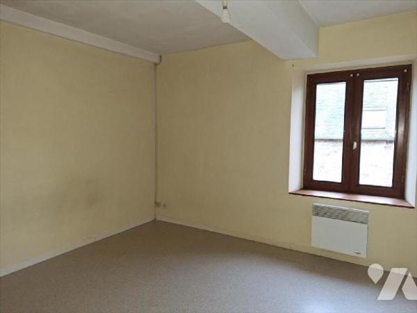 A Vendre, à SAINT DENIS DE GASTINES, en Mayenne (53500). Maison à usage d'habitation, comprenan...