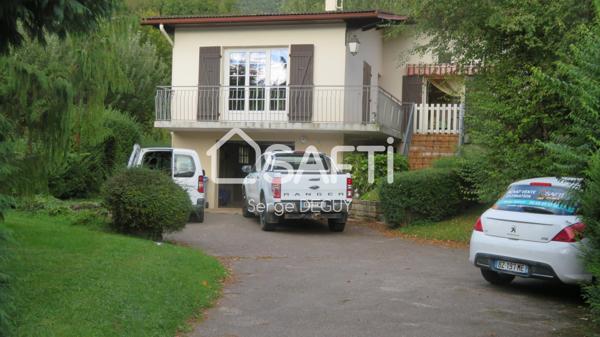 PROPRIETE TRADITIONNELLE EDIFIEE SUR TERRAIN DE 4789m²