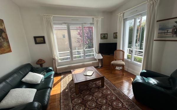 Maison à vendre    6 pièces • 140 m2 Viroflay