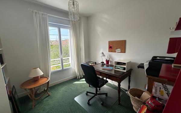 Maison à vendre    6 pièces • 140 m2 Viroflay