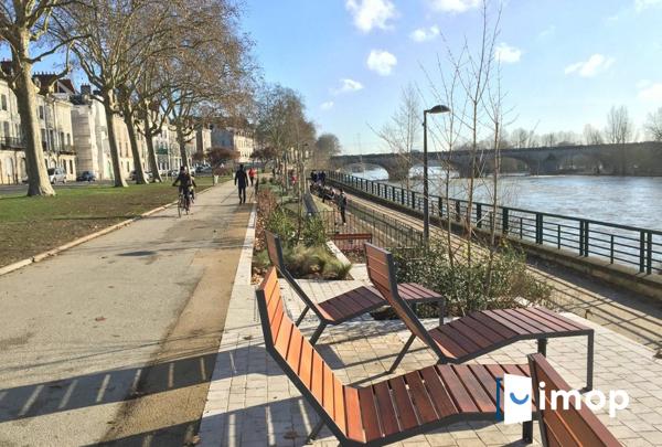 3 pièces bord de la loire