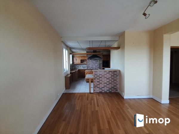 3 pièces bord de la loire