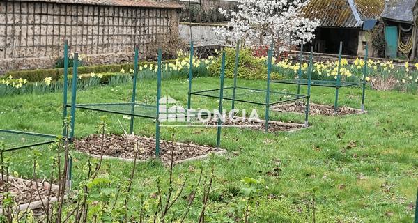 À vendre Maison 10 pièces 230 m² - La Chartre-sur-le-loir 72340