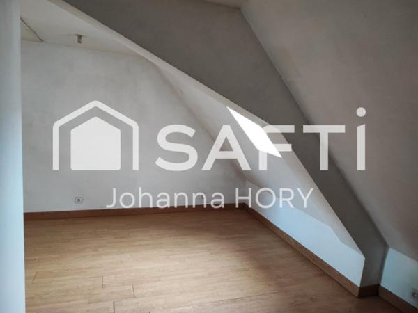 Maison individuelle 158 m2 composée de deux appartements de 83 m2 et 75 m2