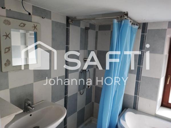 Maison individuelle 158 m2 composée de deux appartements de 83 m2 et 75 m2