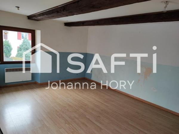 Maison individuelle 158 m2 composée de deux appartements de 83 m2 et 75 m2