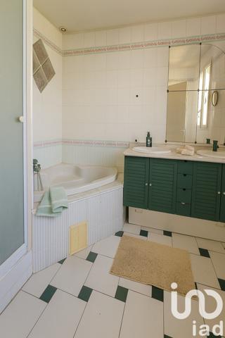 Maison à vendre 8 pièces 135 m² Ollainville