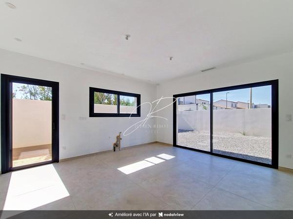 Maison T4 96 m² plain pied 3 chambres