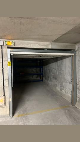 Location parking / box Nice - 11 m² - 130 €/mois