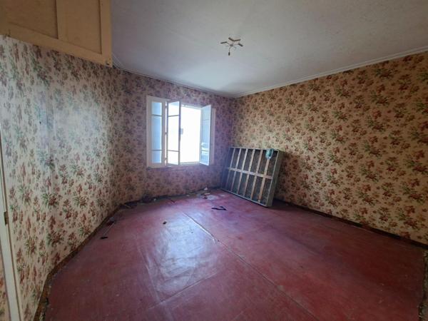 Un immeuble 222M2 3 appartements