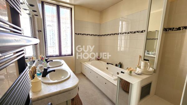 Maison de Ville avec extérieur au Coeur d'Agen