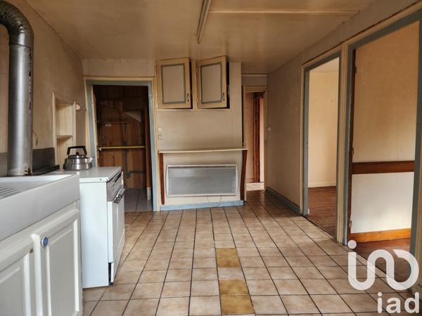 Maison 3 pièces de 60 m² à Roche-en-Régnier (43810)