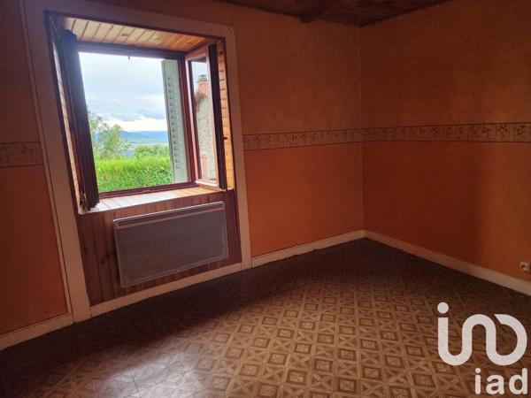 Maison 3 pièces de 60 m² à Roche-en-Régnier (43810)