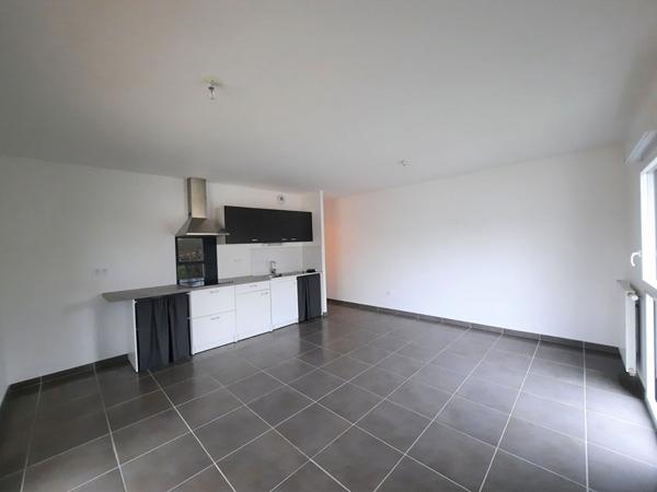 Location appartement Saint Herblain : 891 € - AJP Immobilier Nantes Jouzel