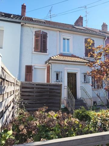 Coquette maison mitoyenne