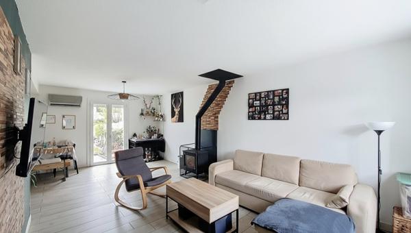 Maison
         4 pièces
        - 91 m² Exclusivité 278 000 € *