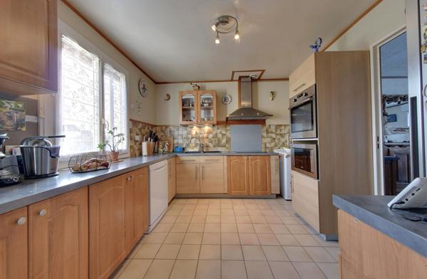 Maison de Plain Pied 85 m ² - 77173 Chevry Cossigny Classe Energie D