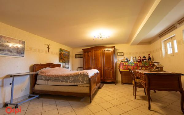 Maison à vendre    9 pièces •  L'Arbresle