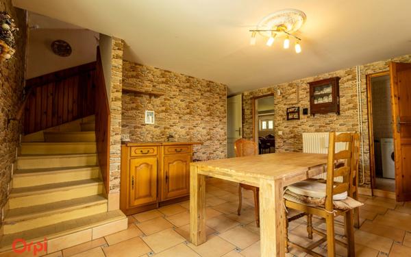 Maison à vendre    9 pièces •  L'Arbresle