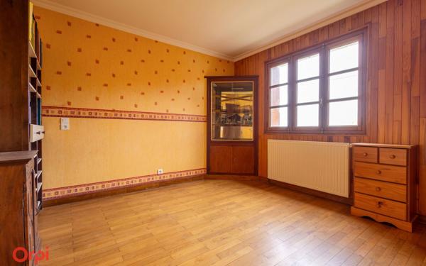 Maison à vendre    9 pièces •  L'Arbresle
