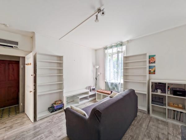 Dpt Haute Savoie (74), à vendre EVIAN-LES-BAINS Appartement T2 de 53,57 m² dans une résidence prestigieuse