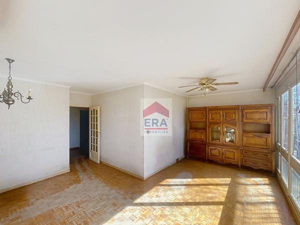 A VENDRE MARSEILLE 13014 ST MARTHE APPARTEMENT T5 LOGGIA PARKING CAVE RESIDENCE FERMEE