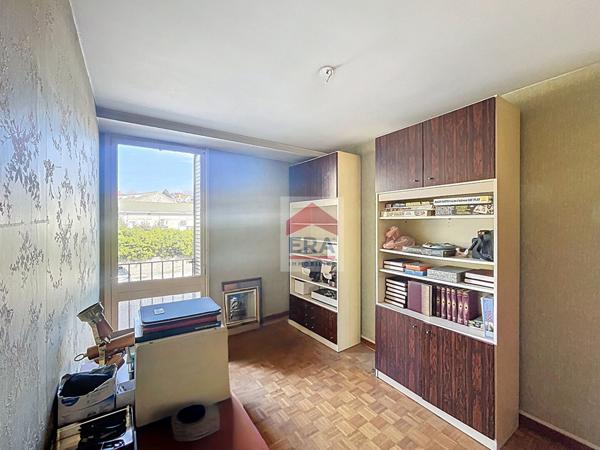 A VENDRE MARSEILLE 13014 ST MARTHE APPARTEMENT T5 LOGGIA PARKING CAVE RESIDENCE FERMEE