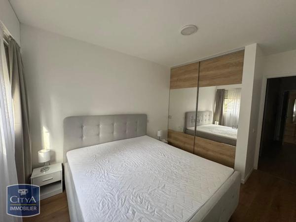 Appartement à louer 3 pièces 70.9m²