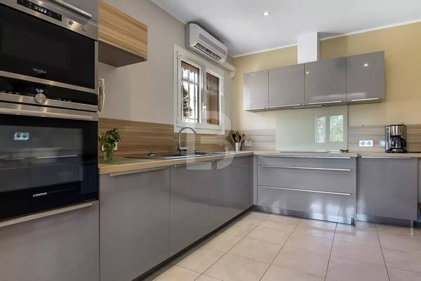 Belle maison avec piscine à vendre à Mougins