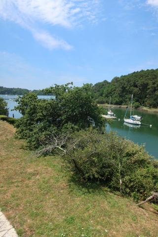Maison T6 au bord de l'eau, Le Bono , Le bono