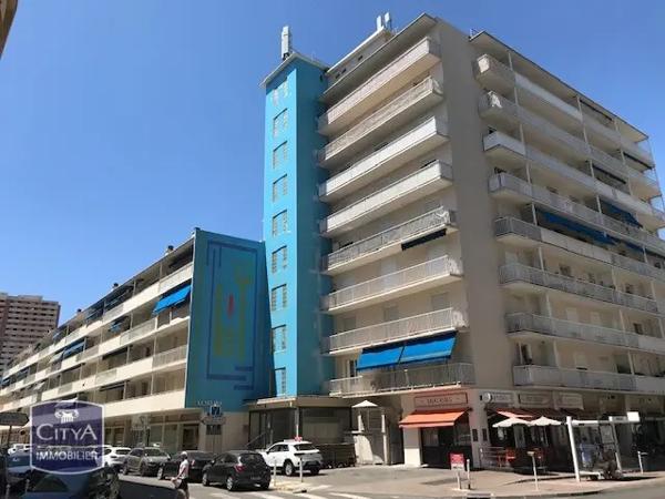 Local commercial à vendre 53m² Toulon (83000)
