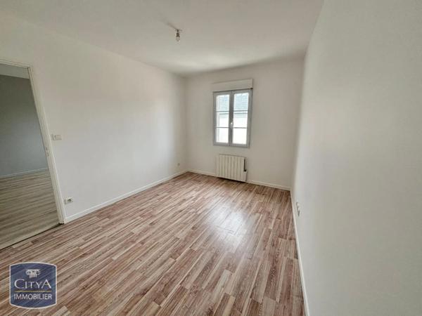 Appartement à louer 2 pièces 46.61m² Beauvais (60000)