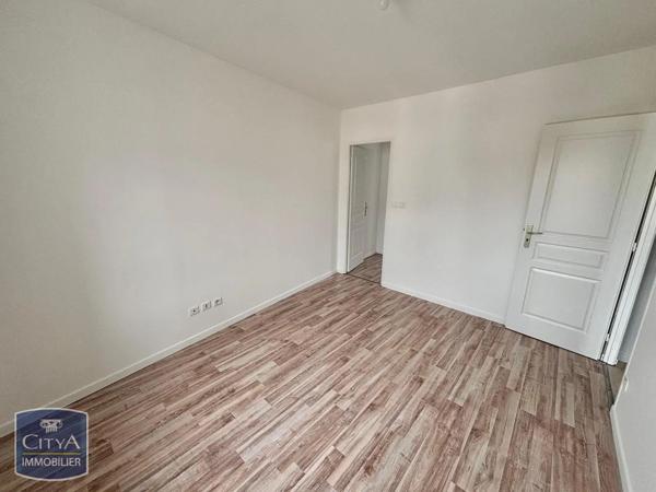 Appartement à louer 2 pièces 46.61m² Beauvais (60000)