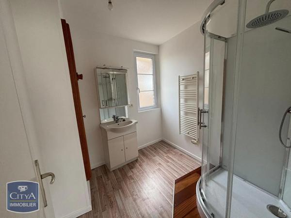 Appartement à louer 2 pièces 46.61m² Beauvais (60000)
