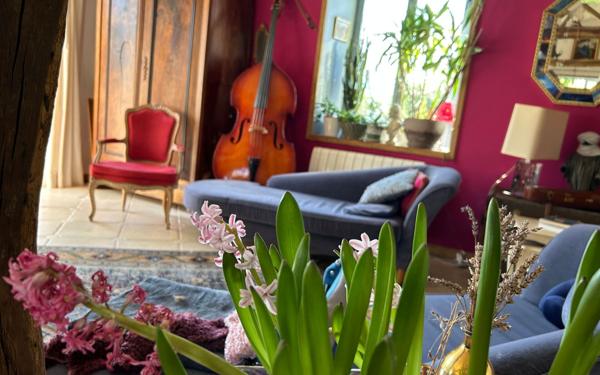 Maison à vendre    2 pièces •  Saint-Priest-Ligoure