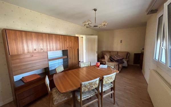 Maison à vendre    4 pièces •  Magnac-Bourg