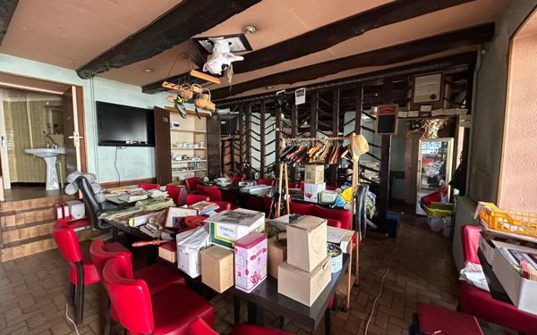 Maison à vendre    4 pièces •  Magnac-Bourg