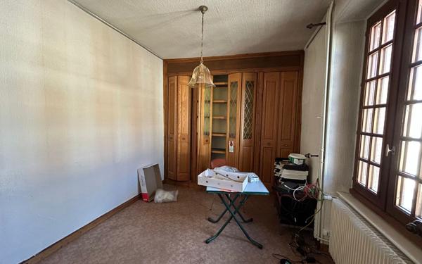 Maison à vendre    4 pièces •  Magnac-Bourg