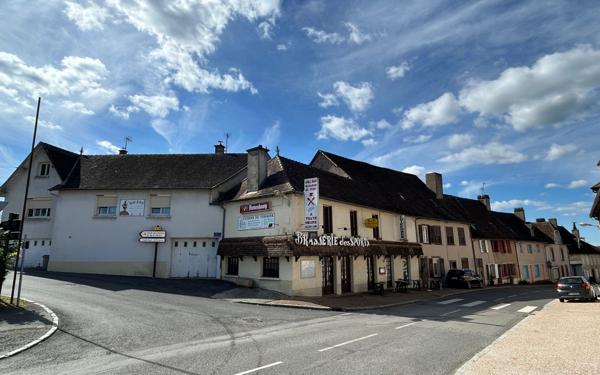 Maison à vendre    4 pièces •  Magnac-Bourg